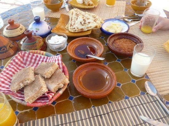 Bed and Breakfast Le Petit Jardin Demnate Exterior foto